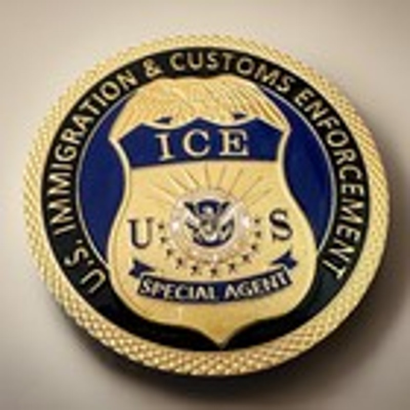 Department of Energy (DOE) Challenge Coin With Blue Velvet Case. Fast Shipping!