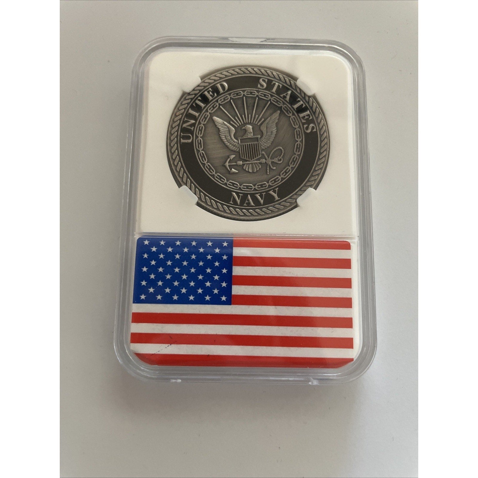 Us Navy Lieutenant 0-3 Officer Rank Coin w/ American Flag Case