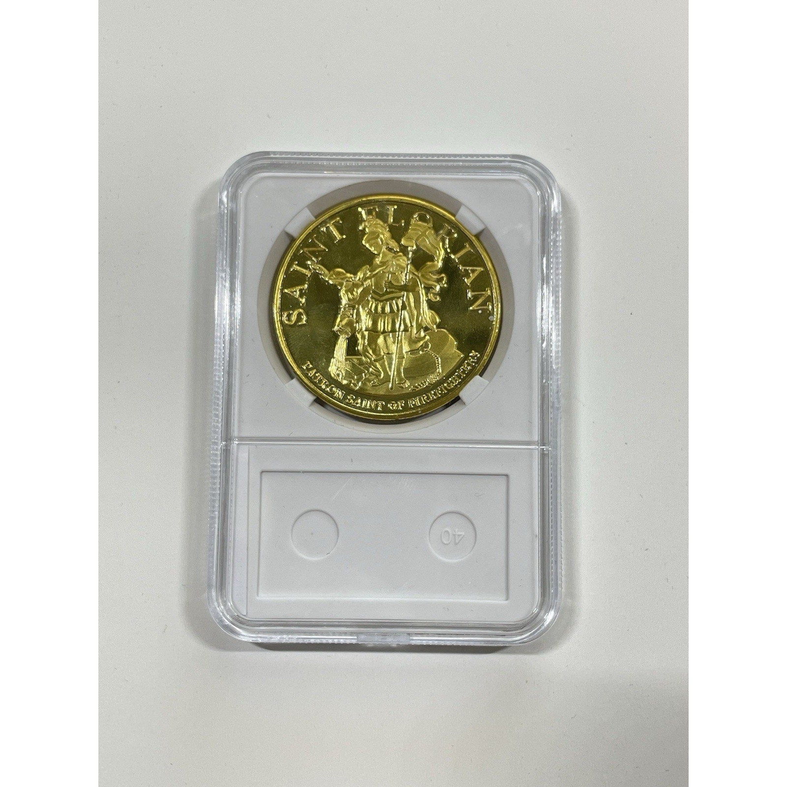 DETROIT Fire Dept. Challenge Coin In White Display Case. OFFICIAL LIC 23125