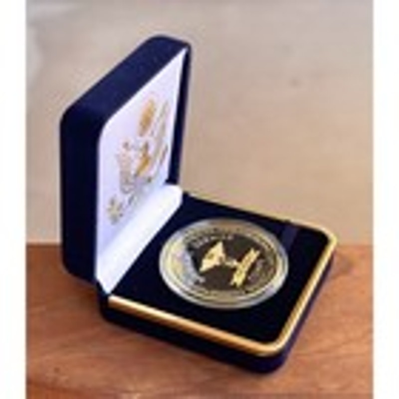 Department of Energy (DOE) Challenge Coin With Blue Velvet Case. Fast Shipping!