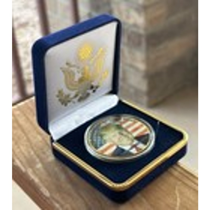 Department of Energy (DOE) Challenge Coin With Blue Velvet Case. Fast Shipping!