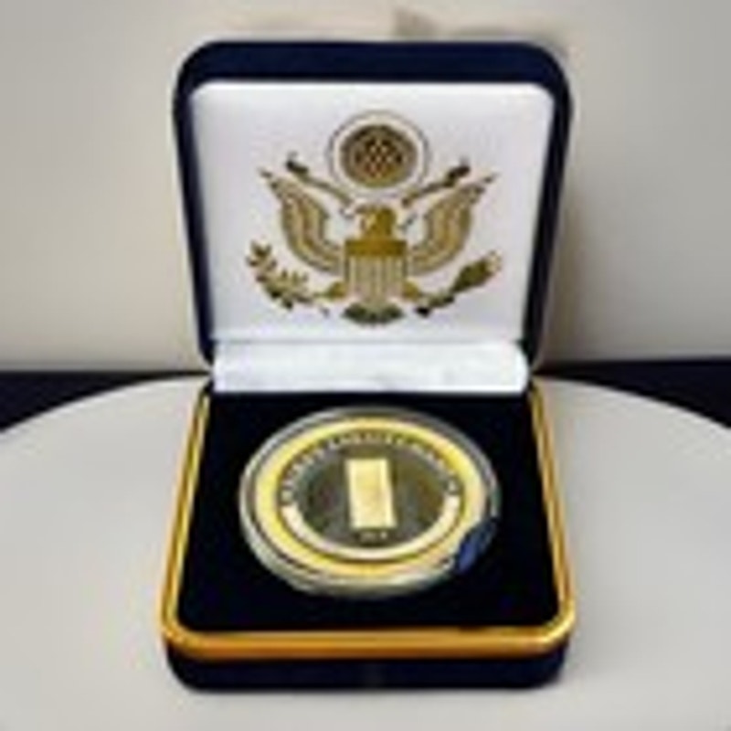 Department of Energy (DOE) Challenge Coin With Blue Velvet Case. Fast Shipping!