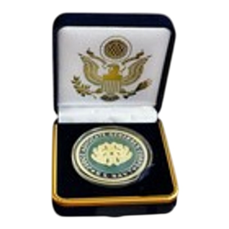 Department of Energy (DOE) Challenge Coin With Blue Velvet Case. Fast Shipping!