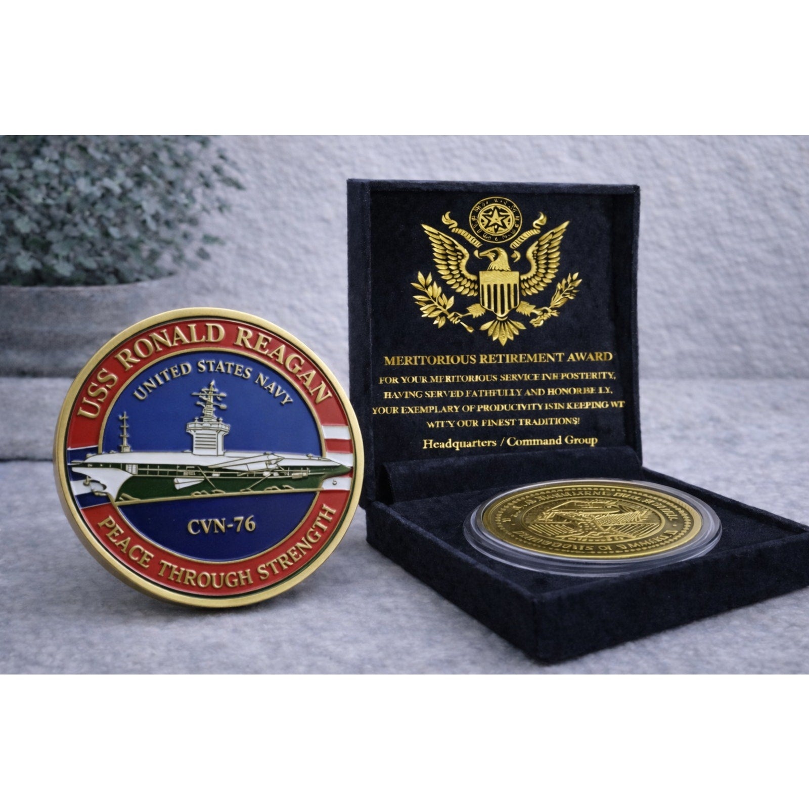 US NAVY - USS RONALD REAGAN - CVN-76 With Velvet Case w/ Retirement Award