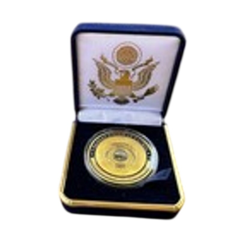 Department of Energy (DOE) Challenge Coin With Blue Velvet Case. Fast Shipping!