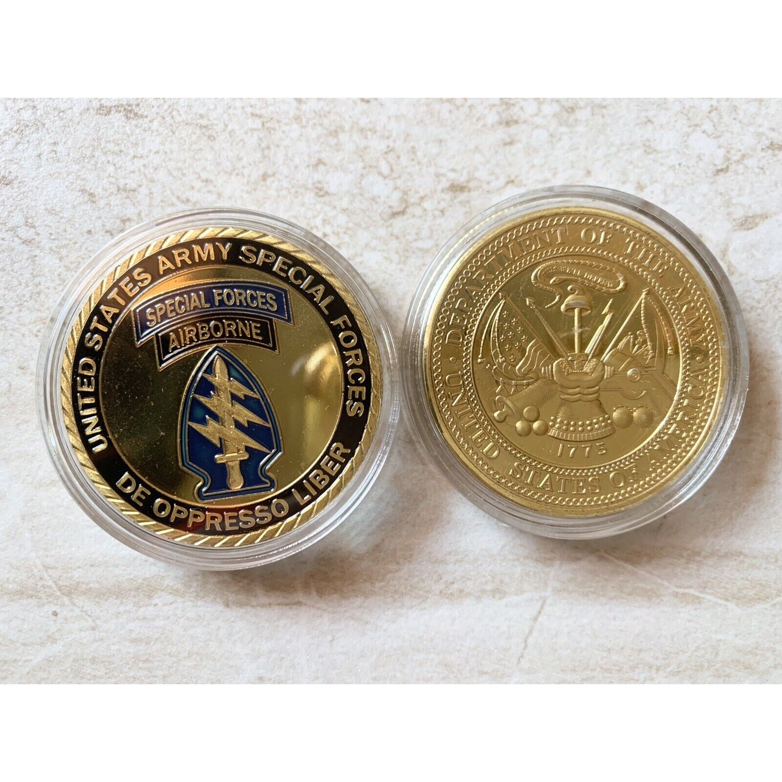 U.S. ARMY SPECIAL FORCES DE OPPRESSO LIBER CHALLENGE COIN USA ARMY