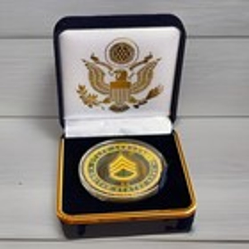 Department of Energy (DOE) Challenge Coin With Blue Velvet Case. Fast Shipping!