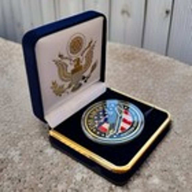 Department of Energy (DOE) Challenge Coin With Blue Velvet Case. Fast Shipping!