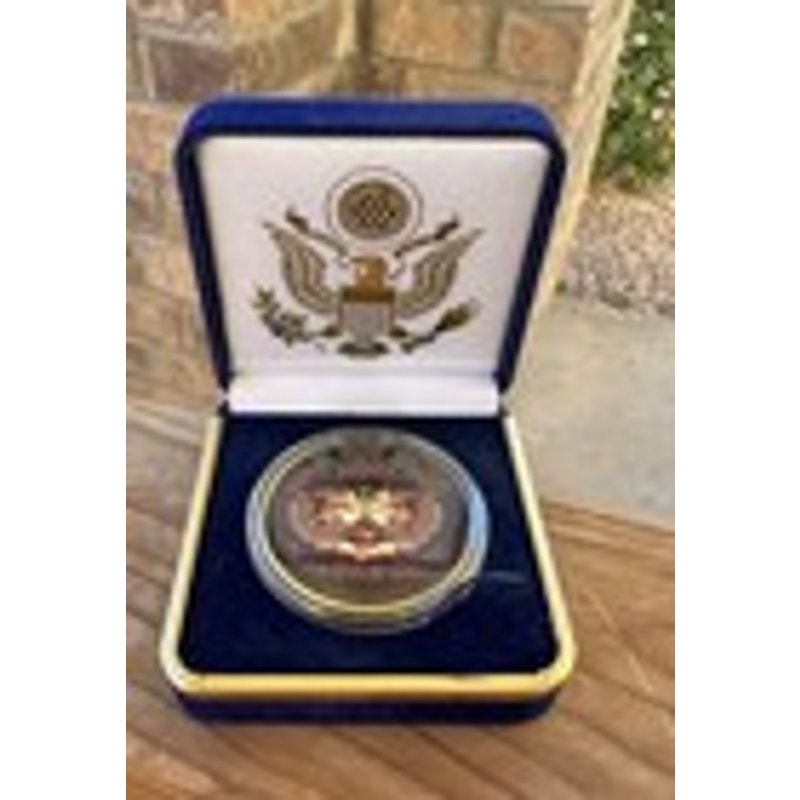 Department of Energy (DOE) Challenge Coin With Blue Velvet Case. Fast Shipping!