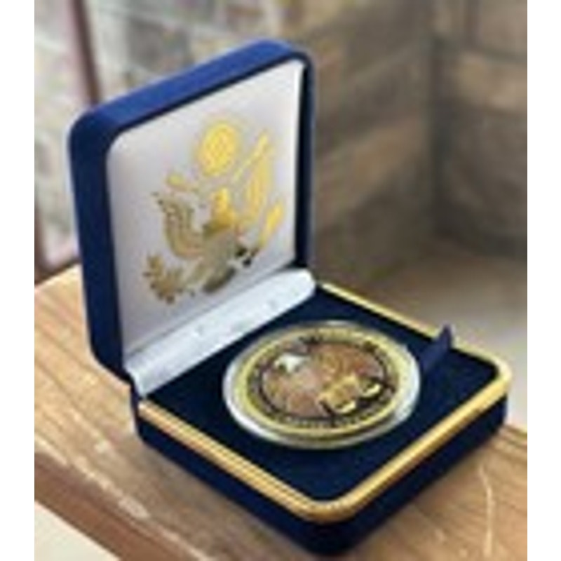 Department of Energy (DOE) Challenge Coin With Blue Velvet Case. Fast Shipping!