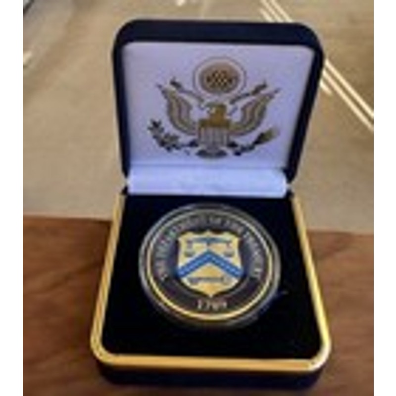 Department of Energy (DOE) Challenge Coin With Blue Velvet Case. Fast Shipping!