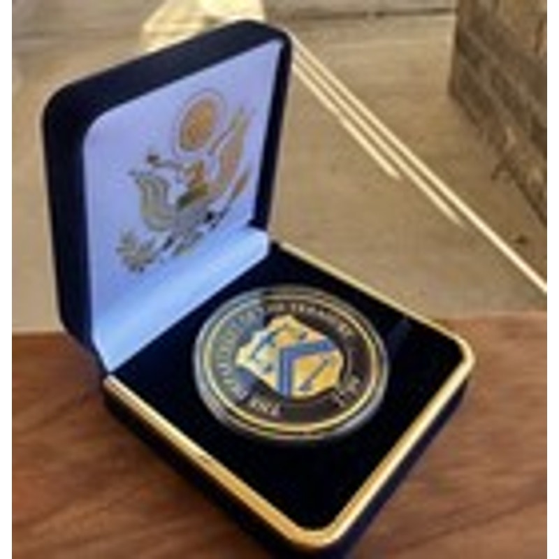 Department of Energy (DOE) Challenge Coin With Blue Velvet Case. Fast Shipping!