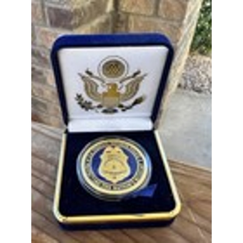 Department of Energy (DOE) Challenge Coin With Blue Velvet Case. Fast Shipping!