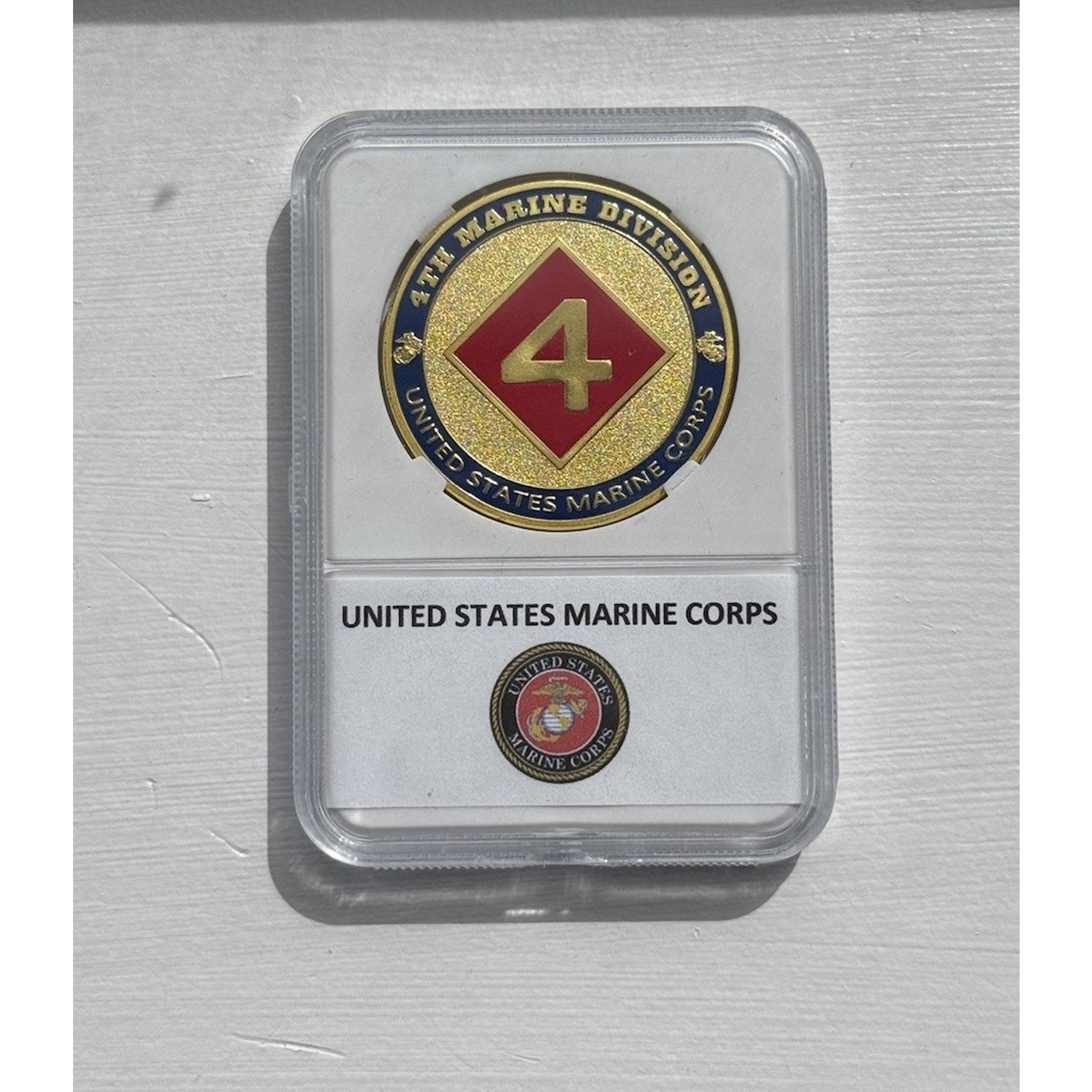 US MARINE CORPS 4th MARINE DIVISION Challenge Coin With Case OFFICIAL LIC 23125