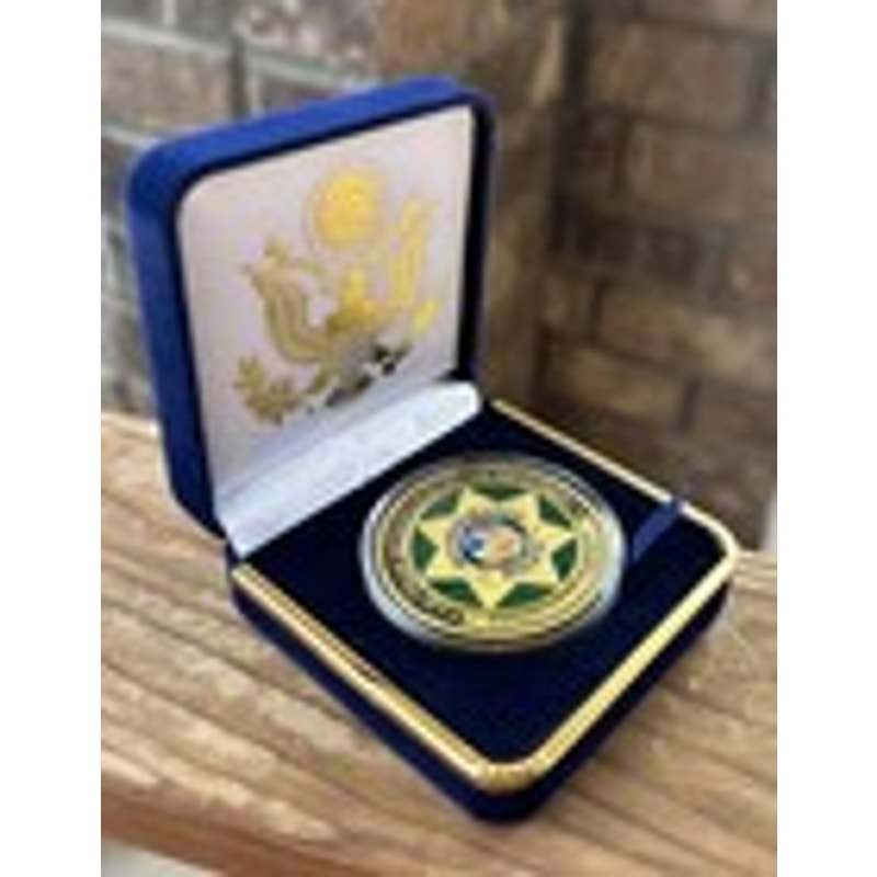 Department of Energy (DOE) Challenge Coin With Blue Velvet Case. Fast Shipping!