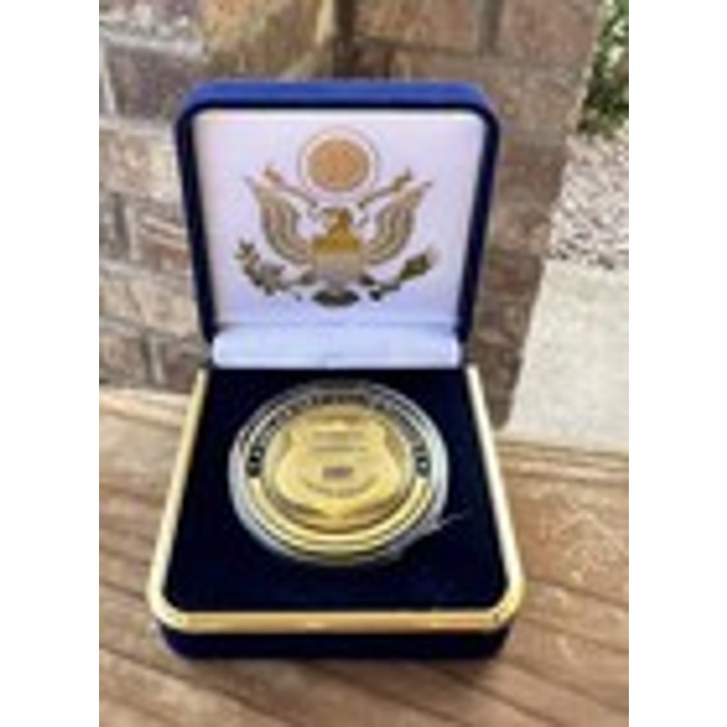 Department of Energy (DOE) Challenge Coin With Blue Velvet Case. Fast Shipping!