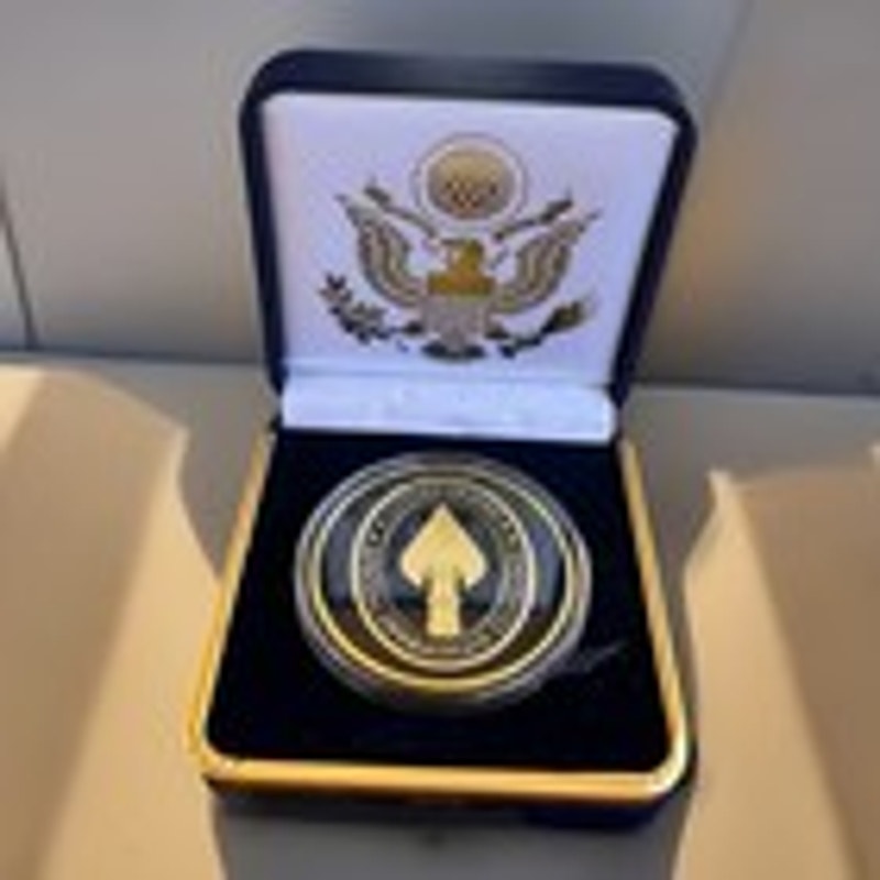Department of Energy (DOE) Challenge Coin With Blue Velvet Case. Fast Shipping!