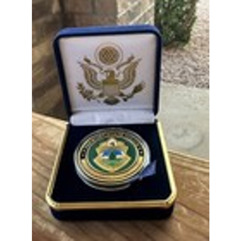 Department of Energy (DOE) Challenge Coin With Blue Velvet Case. Fast Shipping!
