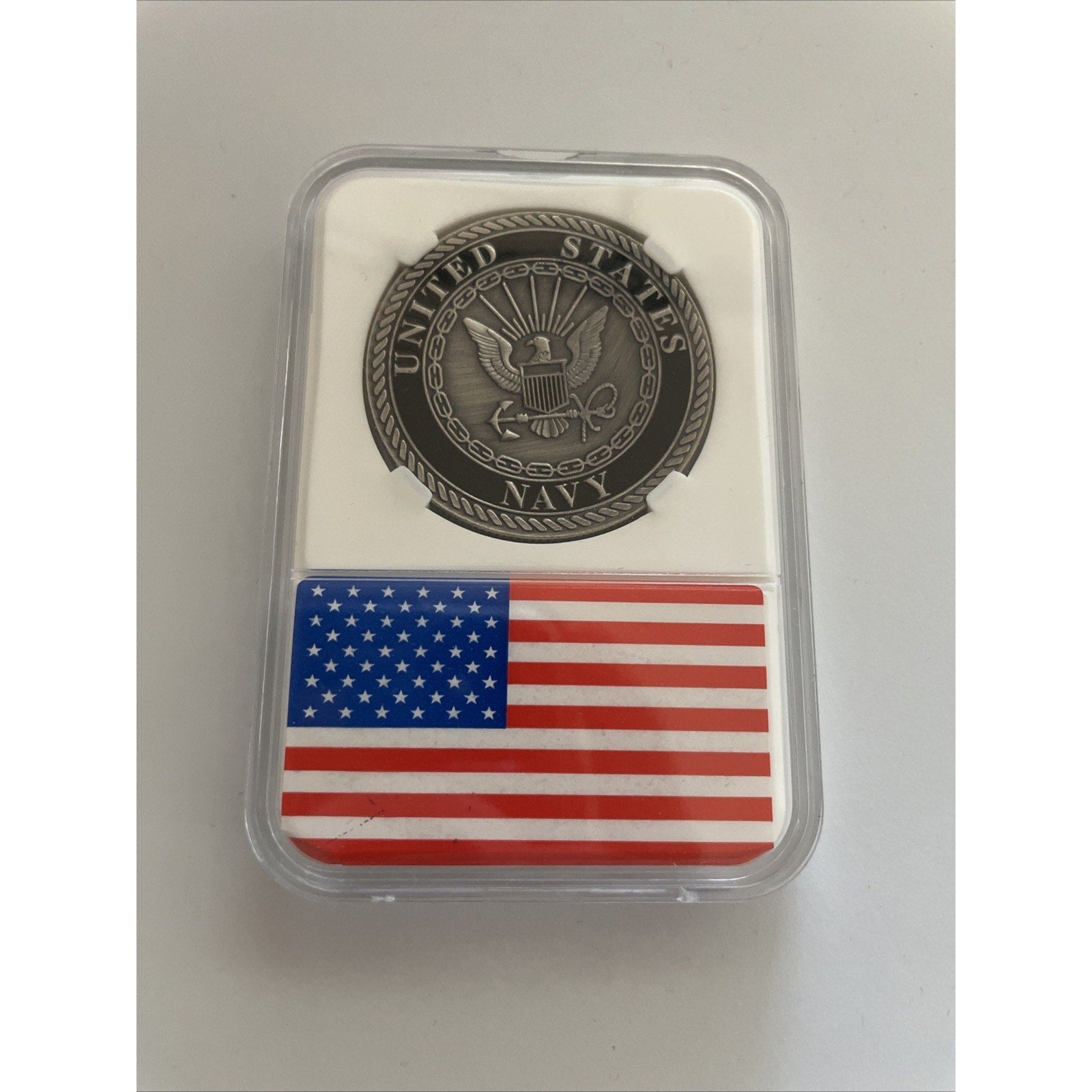 Us Navy Lieutenant 0-3 Officer Rank Coin w/ American Flag Case