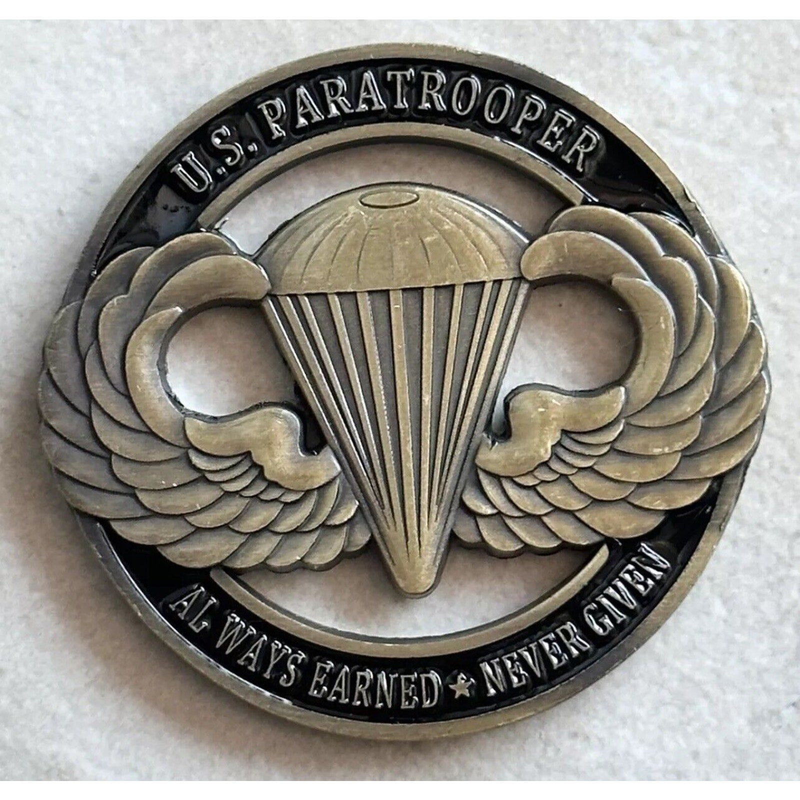 2pcs Army Rank Captain O-3 And 82 Nd PARATROOPER AIRBORNE CHALLENGE COIN