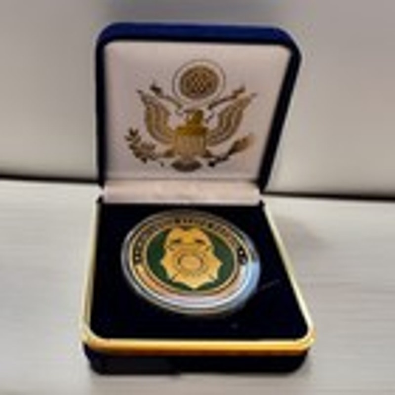 Department of Energy (DOE) Challenge Coin With Blue Velvet Case. Fast Shipping!