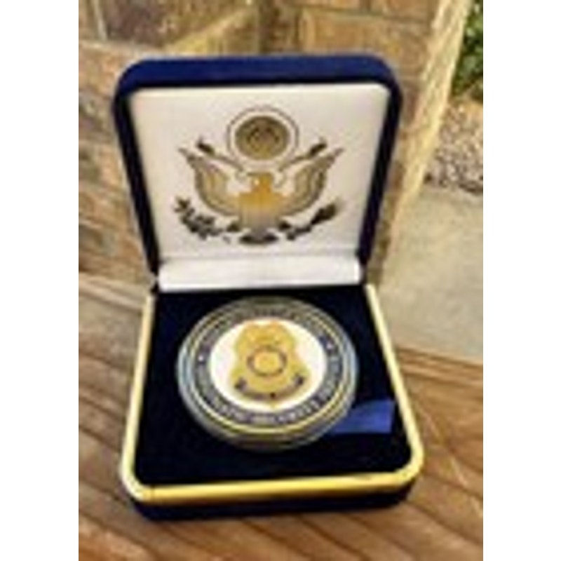 Department of Energy (DOE) Challenge Coin With Blue Velvet Case. Fast Shipping!