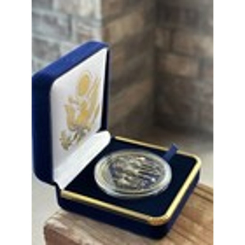 Department of Energy (DOE) Challenge Coin With Blue Velvet Case. Fast Shipping!