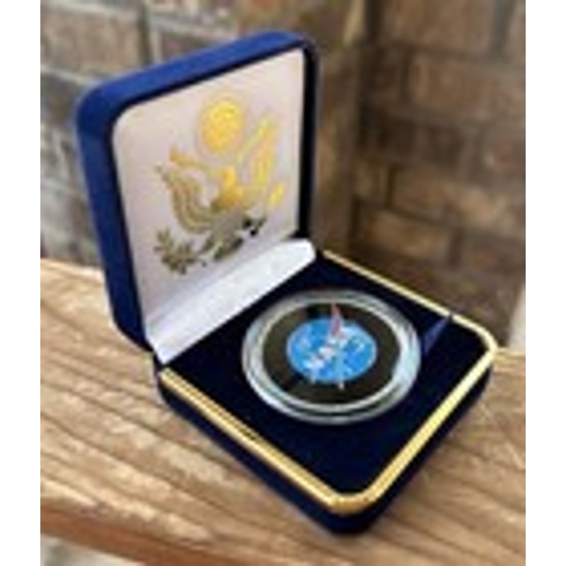 Department of Energy (DOE) Challenge Coin With Blue Velvet Case. Fast Shipping!