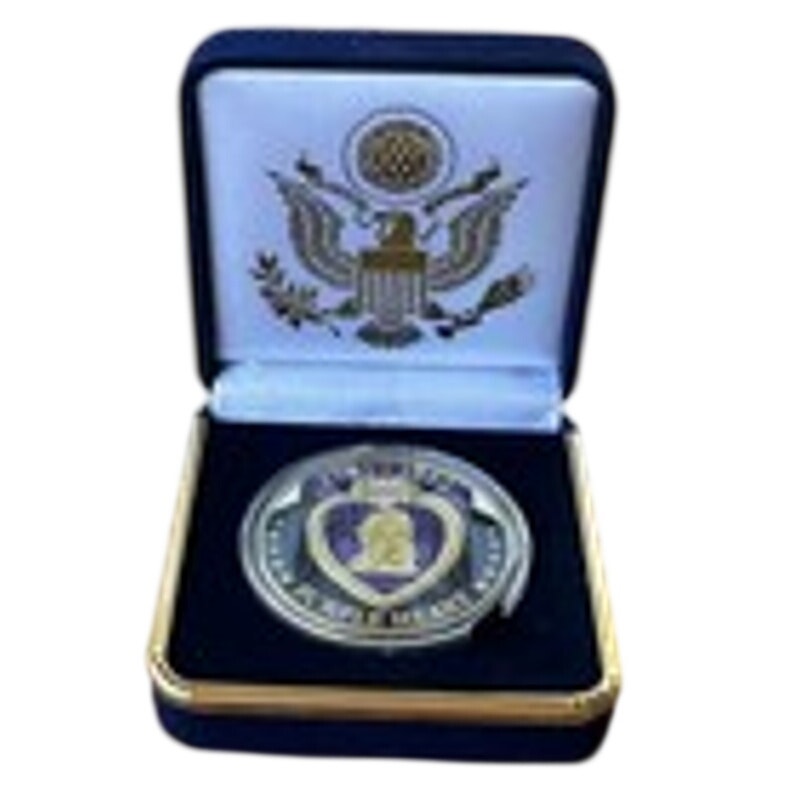 Department of Energy (DOE) Challenge Coin With Blue Velvet Case. Fast Shipping!