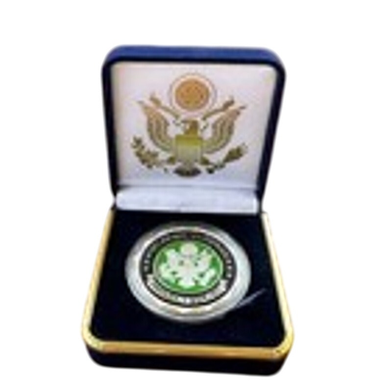 Department of Energy (DOE) Challenge Coin With Blue Velvet Case. Fast Shipping!