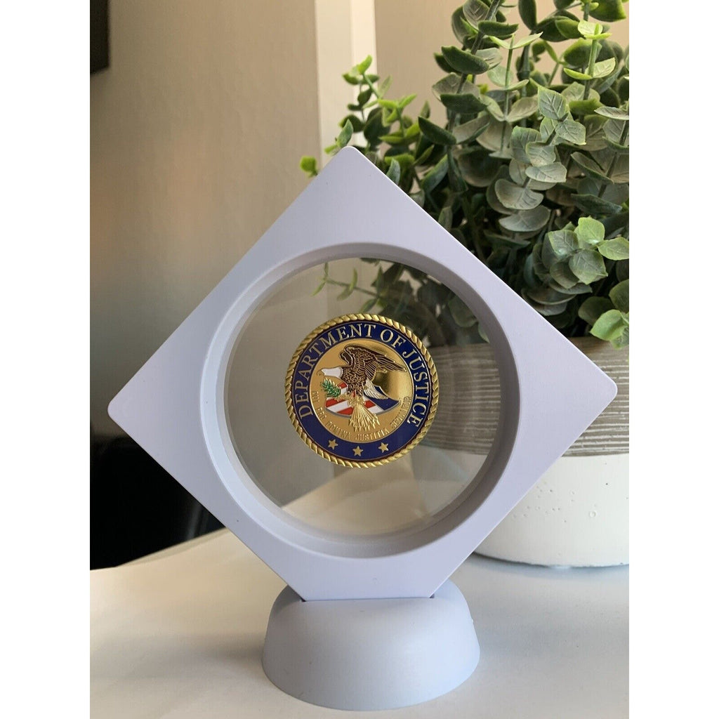 DOJ United States DEPARTMENT OF JUSTICE Challenge Coin w/case NEW!
