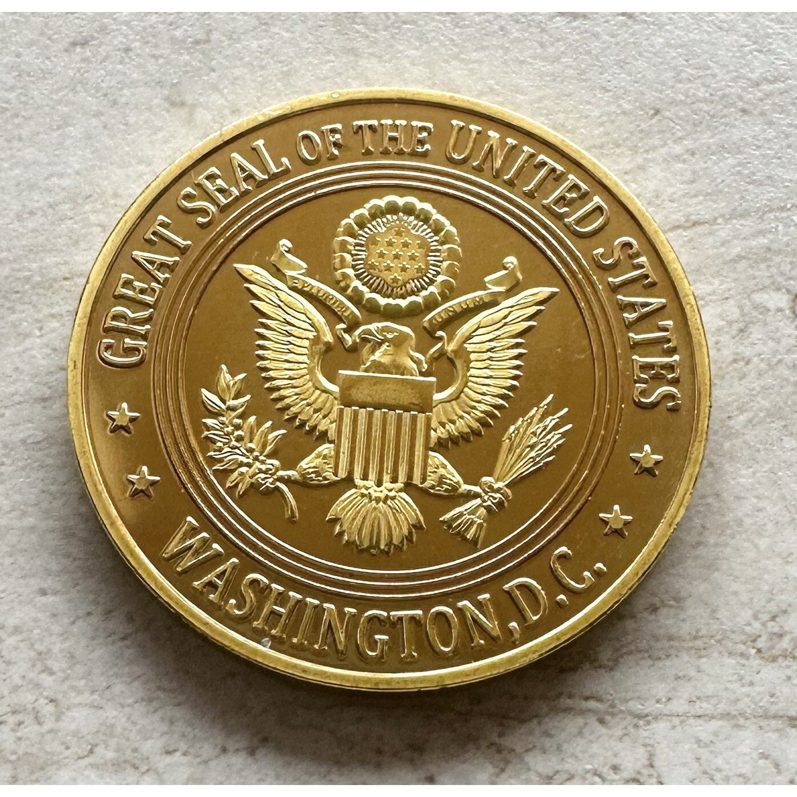 DEA UNITED STATES DRUG ENFORCEMENT ADMINISTRATION Coin W/ Retirement Award