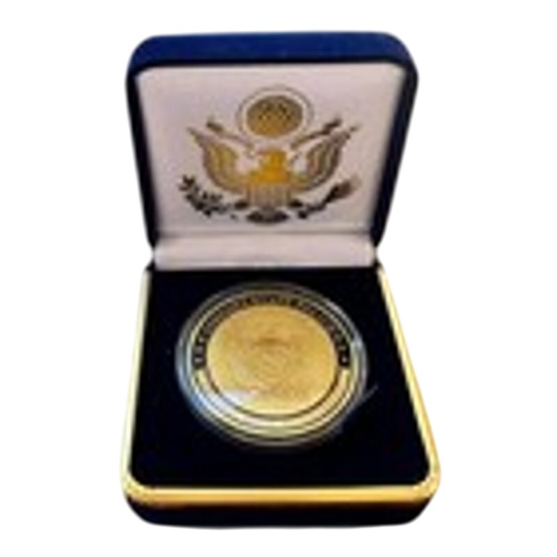 Department of Energy (DOE) Challenge Coin With Blue Velvet Case. Fast Shipping!