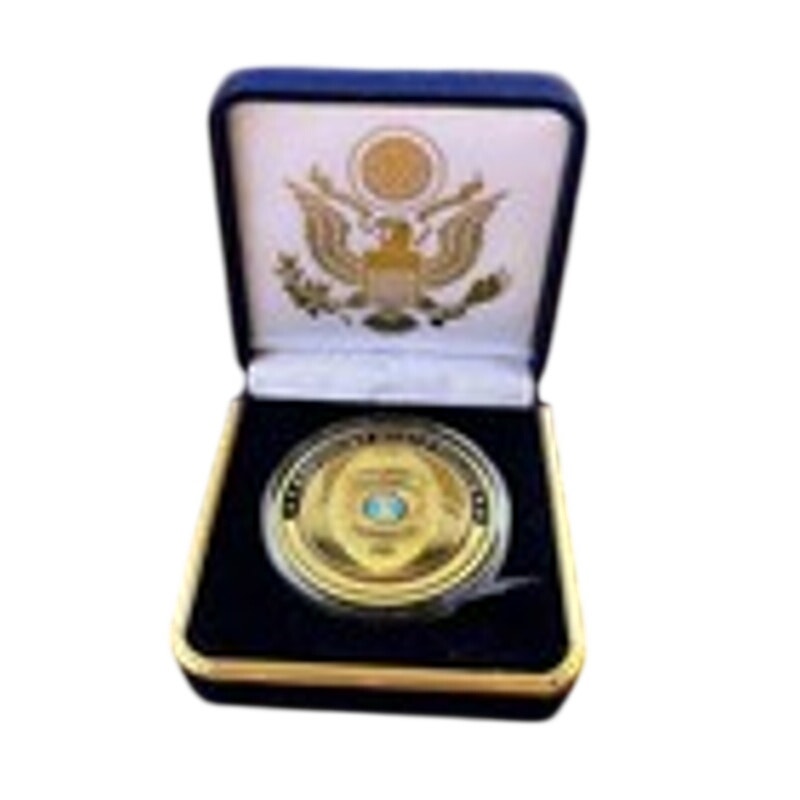 Department of Energy (DOE) Challenge Coin With Blue Velvet Case. Fast Shipping!