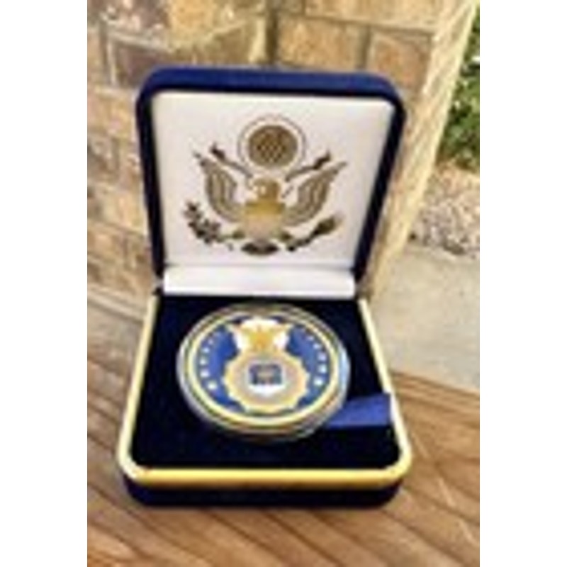 Department of Energy (DOE) Challenge Coin With Blue Velvet Case. Fast Shipping!