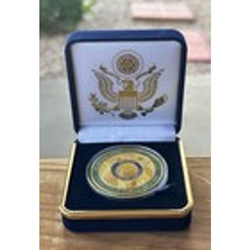 Department of Energy (DOE) Challenge Coin With Blue Velvet Case. Fast Shipping!