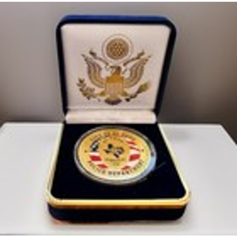 Department of Energy (DOE) Challenge Coin With Blue Velvet Case. Fast Shipping!