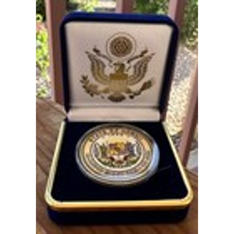 Department of Energy (DOE) Challenge Coin With Blue Velvet Case. Fast Shipping!