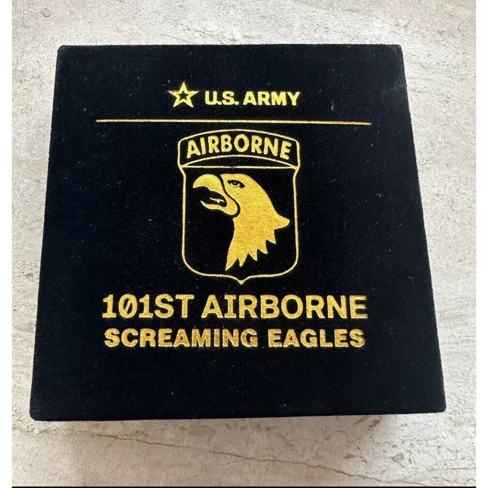 Challenge coin US ARMY 101th Airborne Division Screaming Eagles Challenge Coin