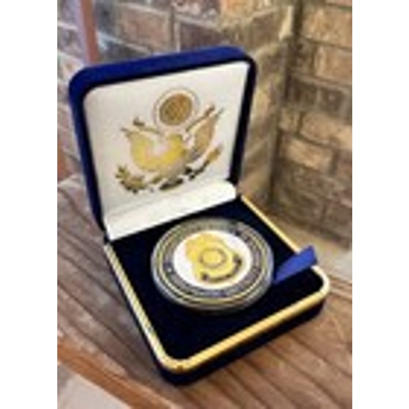 Department of Energy (DOE) Challenge Coin With Blue Velvet Case. Fast Shipping!