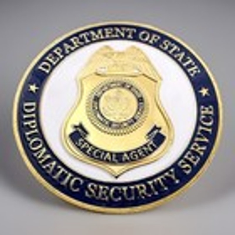 Department of Energy (DOE) Challenge Coin With Blue Velvet Case. Fast Shipping!