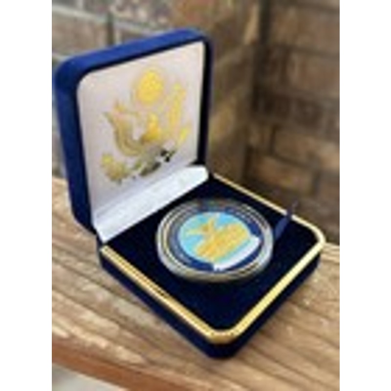 Department of Energy (DOE) Challenge Coin With Blue Velvet Case. Fast Shipping!