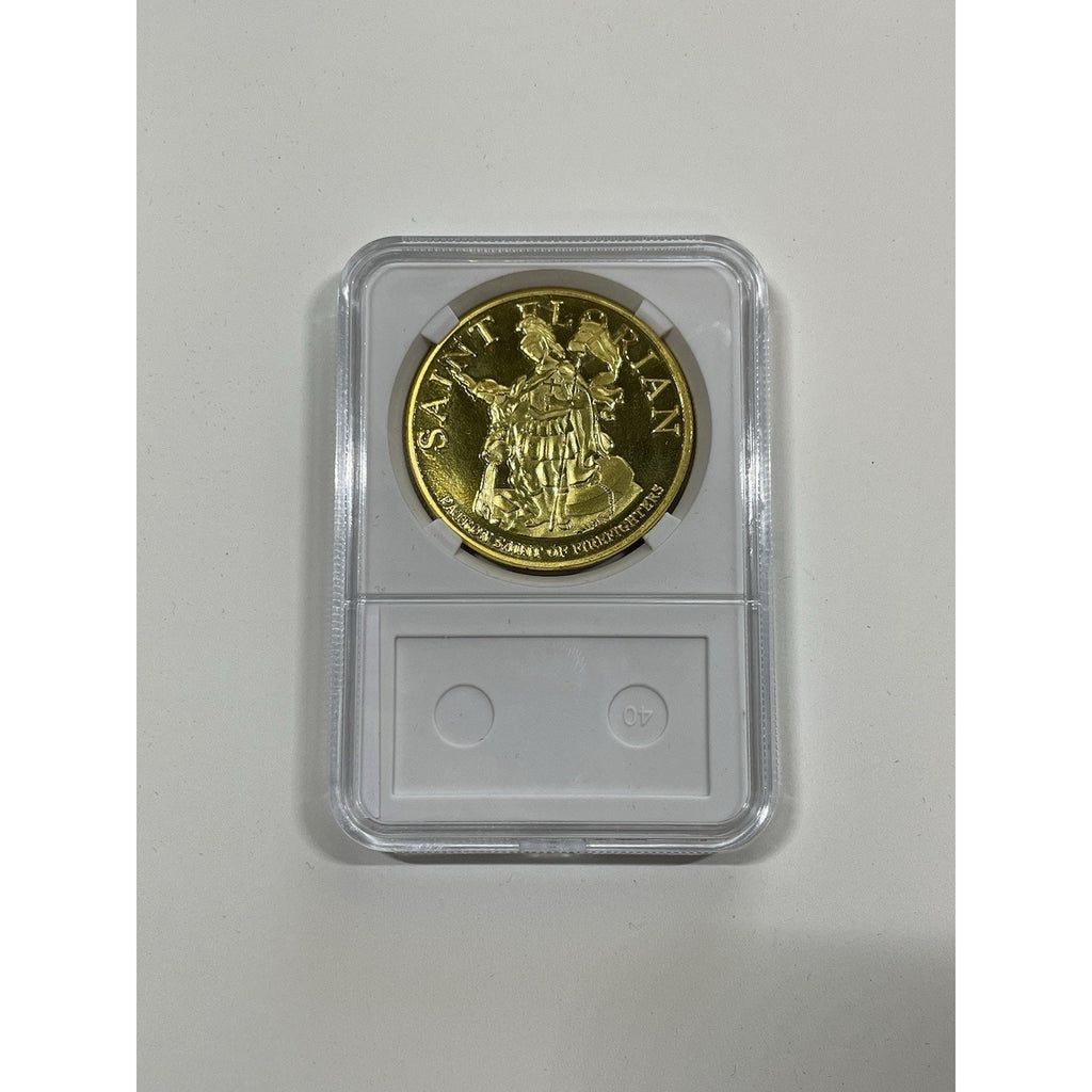 ST. LOUIS FIRE DEPT. Challenge Coin. White Display Case OFFICIAL LIC 23125