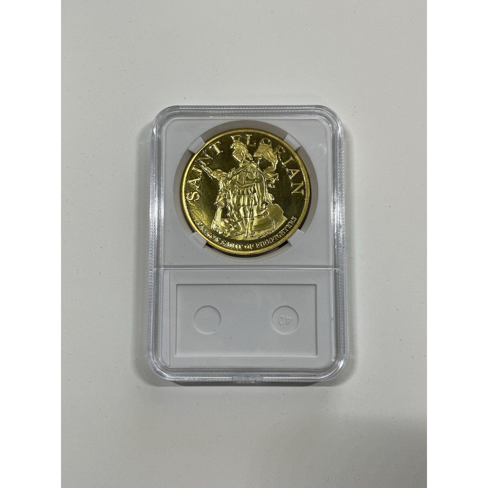 ST. LOUIS FIRE DEPT. Challenge Coin. White Display Case OFFICIAL LIC 23125