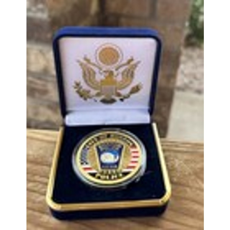 Department of Energy (DOE) Challenge Coin With Blue Velvet Case. Fast Shipping!