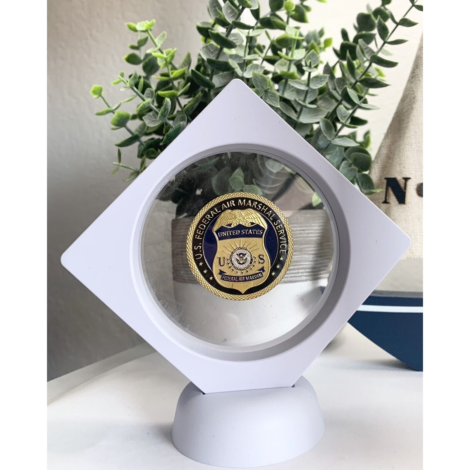 U S Federal Air Marshal Challenge Coin Come With 3D Display Case