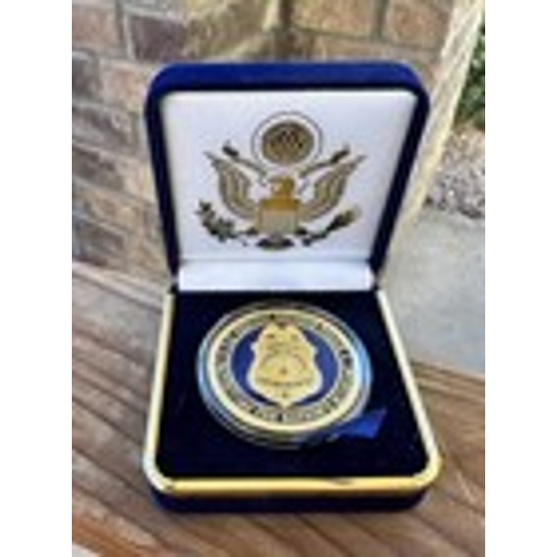 Department of Energy (DOE) Challenge Coin With Blue Velvet Case. Fast Shipping!