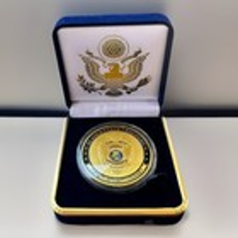Department of Energy (DOE) Challenge Coin With Blue Velvet Case. Fast Shipping!