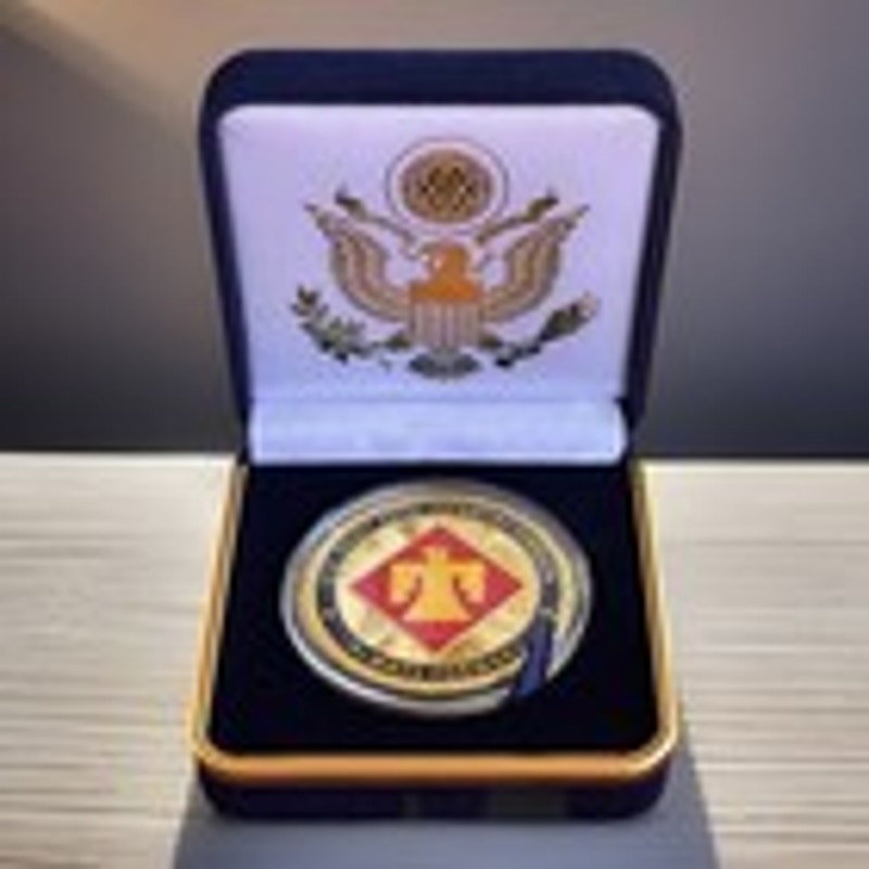Department of Energy (DOE) Challenge Coin With Blue Velvet Case. Fast Shipping!
