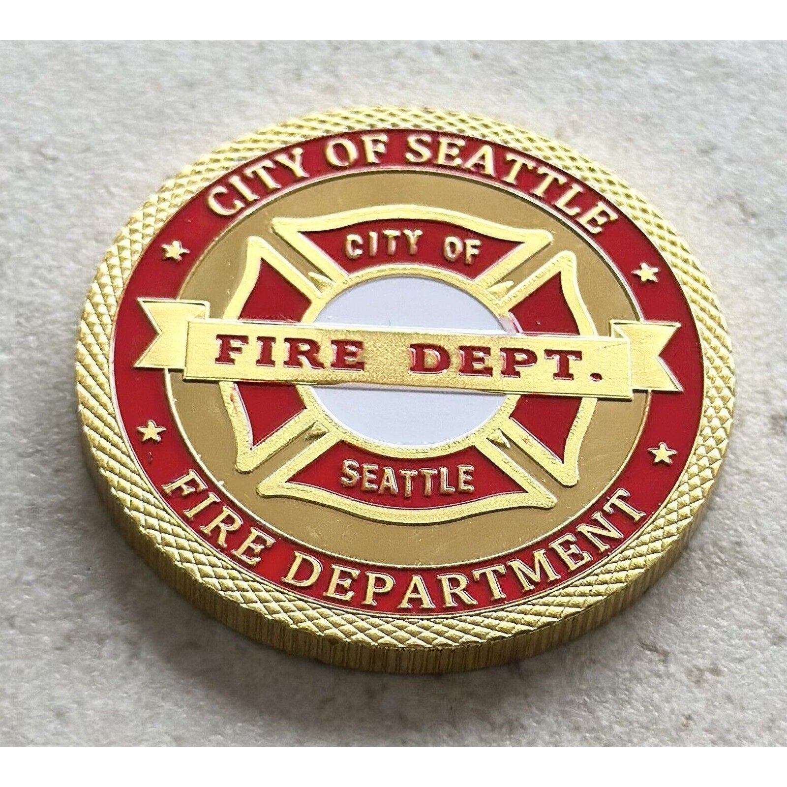 City Of SEATTLE Fire Dept Challenge Coin Come With Special Velvet Case